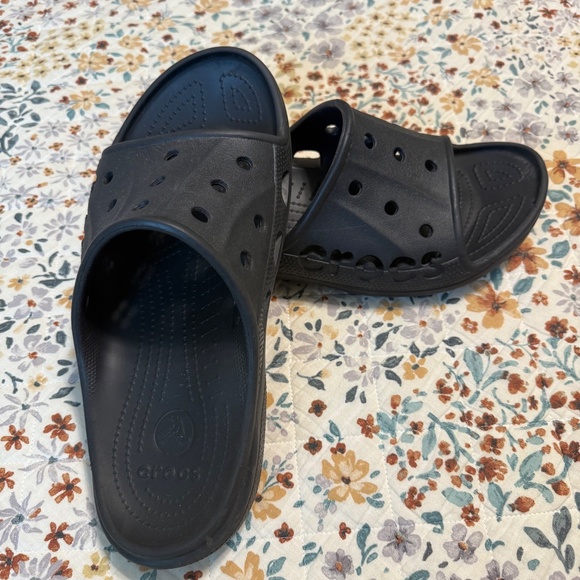 Crocs Classic Slide Sandals | Men’s Size 11 - Picture 7 of 7